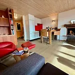 131 Modern Alpe Des Chaux 2 People Apartment *